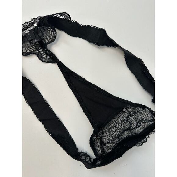 La Perla Black Scallop Lace Thong - Picture 4 of 4